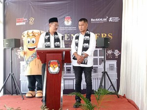 Pasangan Cabup Pandeglang Jalur Independen Uday-Pujianto Daftar ke KPU