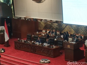 DPR Gelar Rapat Paripurna Bahas RUU APBN 2025, 73 Anggota Hadir