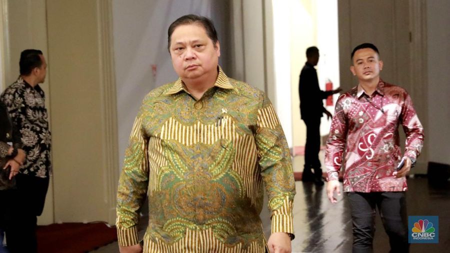 Sejumlah Menteri dan bersama mantan-mantan menteri koordinator bidang perekonomian sepanjang era Indonesia mulai berdatangan dalam Dialog Ekonomi HUT ke 58 Kemenko Perekonomian pada Selasa (27/8/2024). (²©²ÊÍøÕ¾/Muhammad Sabki)
