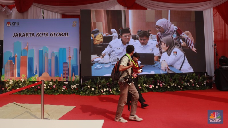 Suasana Kantor Komisi Pemilihan Umum (KPU) Provinsi DKI Jakarta di Jalan Salemba Raya Nomor 15 Paseban, Senen, Jakarta (27/8/2024). (CNBC Indonesia/Muhammad Sabki)
