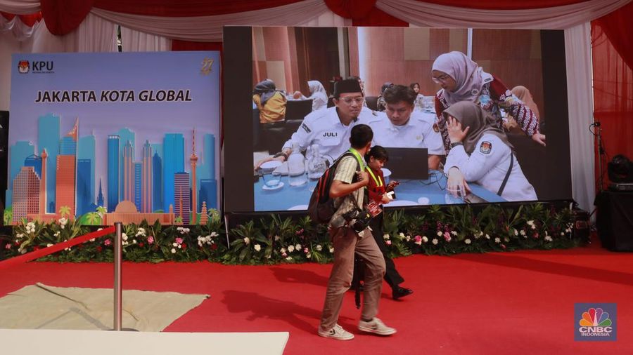 Suasana Kantor Komisi Pemilihan Umum (KPU) Provinsi DKI Jakarta di Jalan Salemba Raya Nomor 15 Paseban, Senen, Jakarta (27/8/2024). (CNBC Indonesia/Muhammad Sabki)