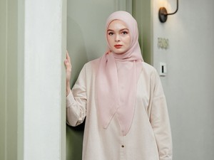 Baju Cream Cocok dengan Jilbab Warna Apa? Ini Kombinasinya Agar Tak Pucat