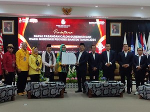 Airin-Ade Resmi Daftar Jadi Cagub-Cawagub ke KPU Banten