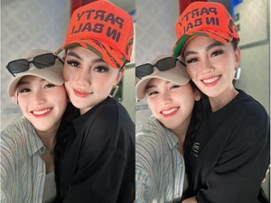 Gaya Ayu Ting Ting Pamer Foto Bareng Agnez Mo, Pelukan Bak Bestie