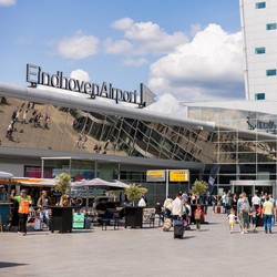 Bandara Belanda Mendadak Lumpuh-Penerbangan Tertunda, Ada Apa?