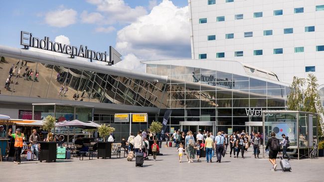 Gara-Gara Drone, Lalu Lintas Bandara Lumpuh Berjam-jam