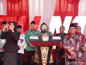 Ambisi Rohmi Jadi Gubernur Perempuan Pertama di NTB