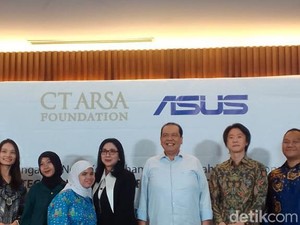 ASUS-CT ARSA Kirim 156 Laptop demi Perbaikan Kualitas Pendidikan RI