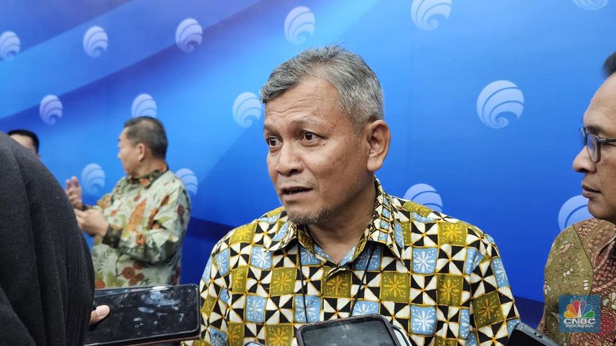 Deputi Komisioner Pengawas Perilaku Pelaku Usaha Jasa Keuangan dan Pelindungan Konsumen OJK, Rizal Ramadhani, saat Deklarasi Pemberantasan Judi Online di Kantor Kominfo, Rabu (28/8/2024). (CNBC Indonesia/Intan Rakhmayanti Dewi)