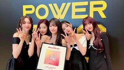 FIFTY FIFTY Tampil dengan Formasi Baru, Terima Penghargaan Lagu Cupid