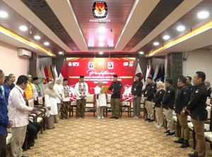 Resmi! Ridwan Kamil-Suswono Daftar Cagub-Cawagub Jakarta ke KPU DKI