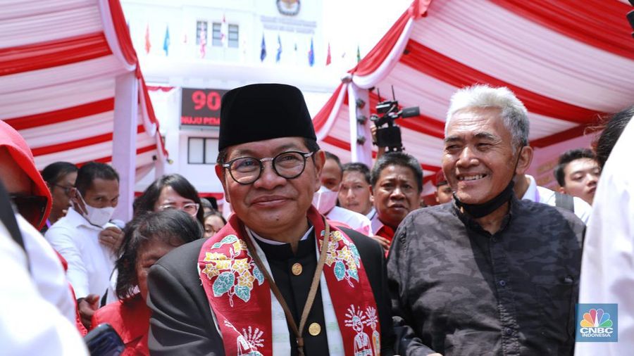 Konferensi Pers Pramono - Rano Karno di kantor KPU Provinsi DKI Jakrata, Jalan Salemba Raya, Jakarta, Rabu (28/8/2024). (վ/Muhammad Sabki)