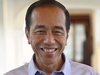 Jokowi Buka Suara Soal Kelas Menengah RI Jatuh Miskin, Salahkan Ini!