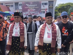 Nasir-Wardan Daftar Pilgubri ke KPU, Fokus Bangun Riau Emas