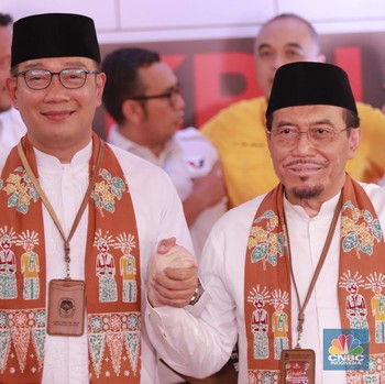 RK-Suswono Senyum Lebar Usai Daftar Jadi Cagub-Cawagub Jakarta