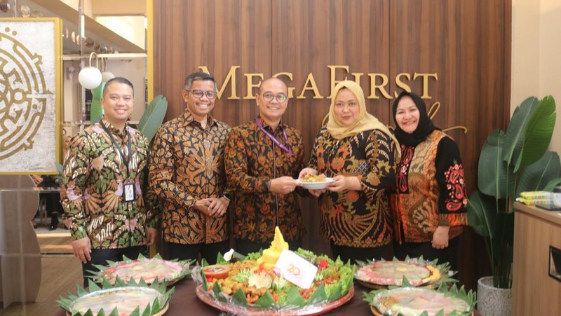 Peresmian MegaFirst Syariah dilakukan di Kantor Cabang Utama Bank Mega Syariah dan Kantor Cabang Arteri Pondok Pinang, Jakarta, (26/8/2024). (Dok. Bank Mega Syariah)