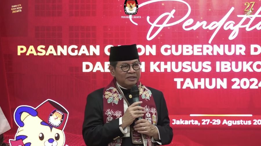 Pramono Anung di kantor KPU Provinsi DKI Jakrata, Jalan Salemba Raya, Jakarta, Rabu (28/8/2024). (Tangkapan layar youtube KPU DKI Jakarta)