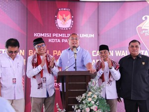Hendri-Hidayat Daftar ke KPU, Andre Rosiade: Jangan Pilih yang Tak Paham Padang