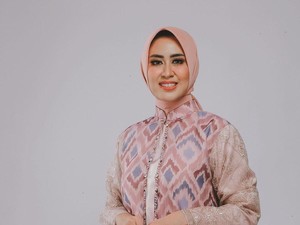 Profil Astrid Widayani, Rektor Unsa Calon Wakil Walkot Solo di Pilkada 2024