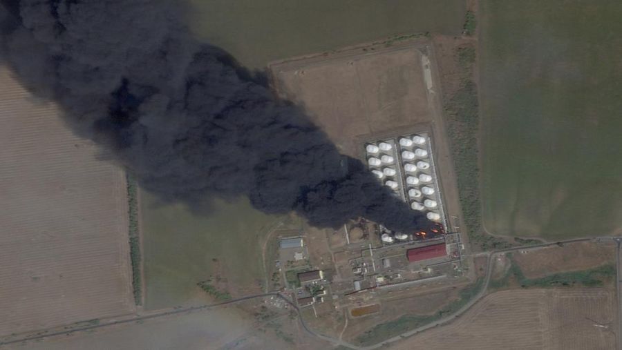 Citra satelit menunjukkan depot minyak, di tengah konflik yang sedang berlangsung antara Rusia dan Ukraina, di Astakhov di distrik Kamensky, Wilayah Rostov, Rusia, 27 Agustus 2024. (2024 Planet Labs Inc./Handout via REUTERS)