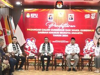 Paslon Independen Dharma-Kun Resmi Daftar ke KPU Jakarta