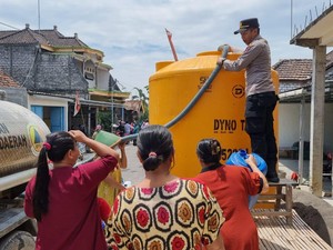 2 Desa yang Kekeringan di Lamongan Disuplai Air Bersih