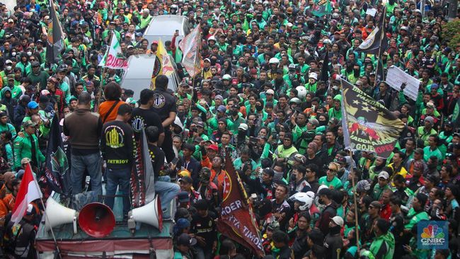 Ojol Demo Setop Narik Penumpang, Jokowi Dulu Warning Soal Gig Economy