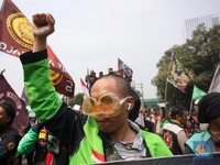 Demo Ojol Besar-besaran, Netizen Banjiri Medsos Komen Begini