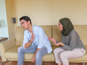 Ketahui 8 Ciri-ciri Kena Sihir dalam Rumah Tangga dalam Islam
