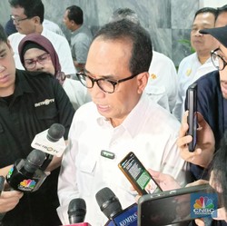 Menhub Bongkar 4 Masalah Kunci Harga Tiket Pesawat Bisa Murah