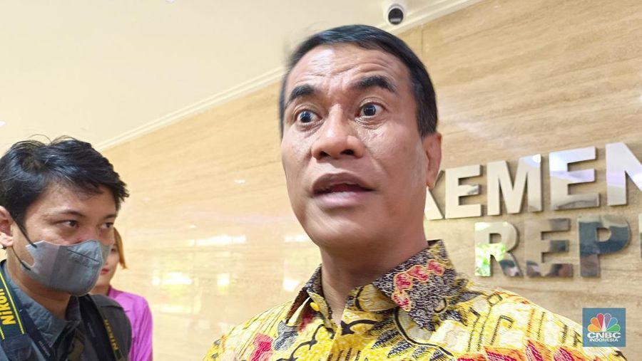Mentan Amran saat memberikan sambutan di Talkshow Hybrid, Kamis (29/8/2024). (CNBC Indonesia/Martyasari Rizky)