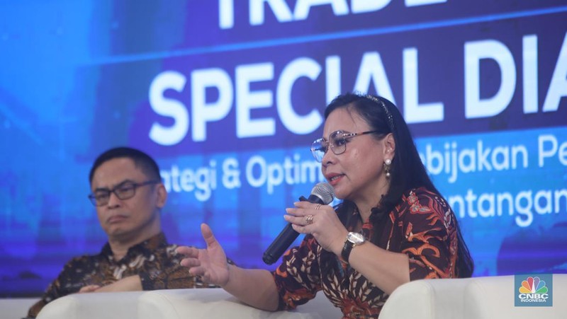 Menteri Perdagangan RI, Zulkifli Hasan menyampaikan pidato utama dalam acara Trade Corner Special Dialogue di Auditorium Gedung Kementerian Perdagangan, Jakarta, Kamis (29/8/2024). (CNBC Indonesia/Faisal Rahman)