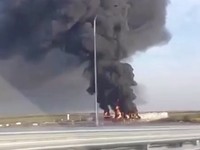 Detik-Detik Minyak Rusia Hangus Terbakar Dibombardir Drone Ukraina