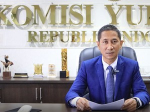 KY Proses Laporan Paula Verhoeven soal Hakim Sidang Cerai