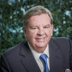Jualan Pulpen, Johan Rupert Salip Dangote Jadi Orang Terkaya Afrika