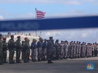 Kapal Perang Republik Indonesia (KRI) sandar di Pelabuhan Tanjung Benoa, Bali, Sabtu (31/8/2024). (CNBC Indonesia/Faisal Rahman)