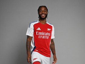 Sterling Mau Buktikan Diri di Arsenal