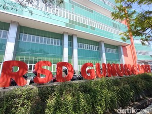 3 Bapaslon Pilwalkot Cirebon Periksa Kesehatan Libatkan 16 Dokter
