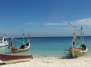 Gili Labak Jatim yang Sungguh Menakjubkan