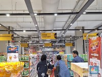 Transmart Full  Day Sale di Mall Kokas. (CNBC Indonnesia/Khoirul Anam)
