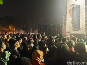 Kelakar Dedi Mulyadi Saat Sapa Ribuan Warga Cimahi