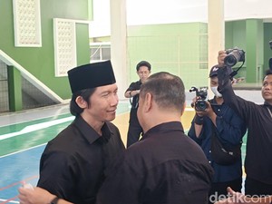 FK Undip Beri Dukungan ke Dekan Usai Praktiknya Disetop Buntut Kasus dr ARL