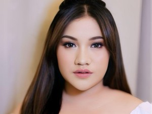 Felika Stephani Lepas Versi Akustik Diary Anak Tunggal