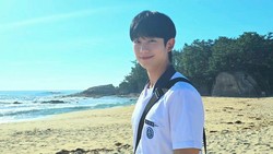 Jung Hae In Nyanyikan OST Love Next Door, Rilis 5 Oktober