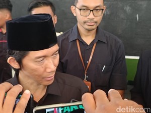 Izin Praktik Ditangguhkan Kemenkes, Dekan FK Undip: Saya Merawat 300 Pasien