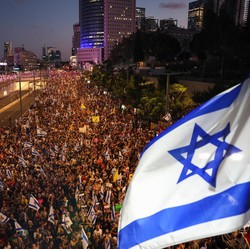 Akan Dilarang! Ini Daftar Senjata Lisensi Inggris Dijual ke Israel