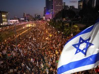 Potret Lautan Warga Israel Ngamuk, Sandera Israel Ditemukan Tewas