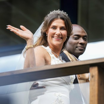 Sah! Potret Putri Kerajaan Norwegia Resmi Menikah dengan Dukun AS