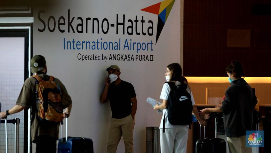 Turis Asing ke Indonesia. (CNBC Indonesia/Muhamad Sabki)