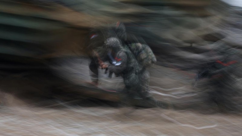 Marinir Korea Selatan mengambil bagian dalam latihan pendaratan amfibi gabungan korps marinir AS dan Korea Selatan yang disebut latihan 'Ssangyong', di Pohang, Korea Selatan, 2 September 2024. (REUTERS/Kim Hong-Ji)